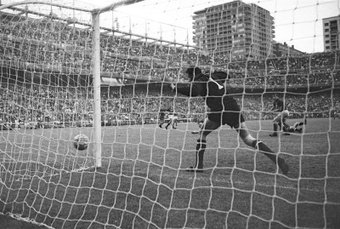 Marcelino Martínez Cao fue el autor del gol con el que España conquistó su primera Eurocopa, en 1964. Con pasado en el Racing de Ferrol y el Zaragoza, tiene el corazón dividido para este lunes.