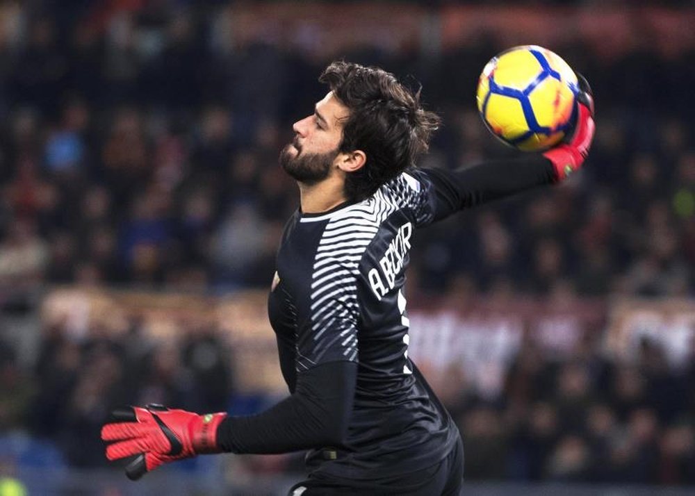 Alisson is expected to make his Liverpool debut against Napoli. EFE