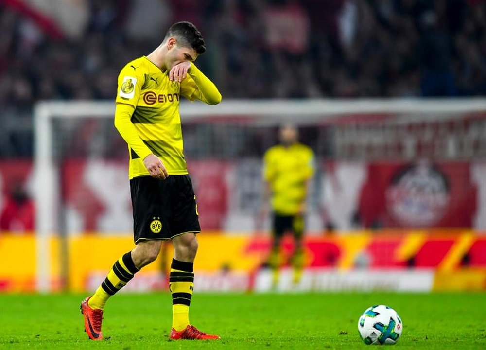 Pulisic is expecting to discuss his future with Dortmund in January. EFE