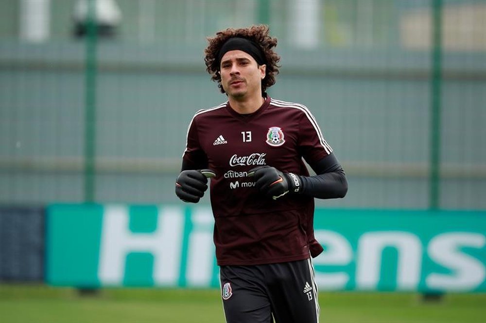 Ochoa y su hija recién nacida: los sacrificios por la Copa Oro. EFE