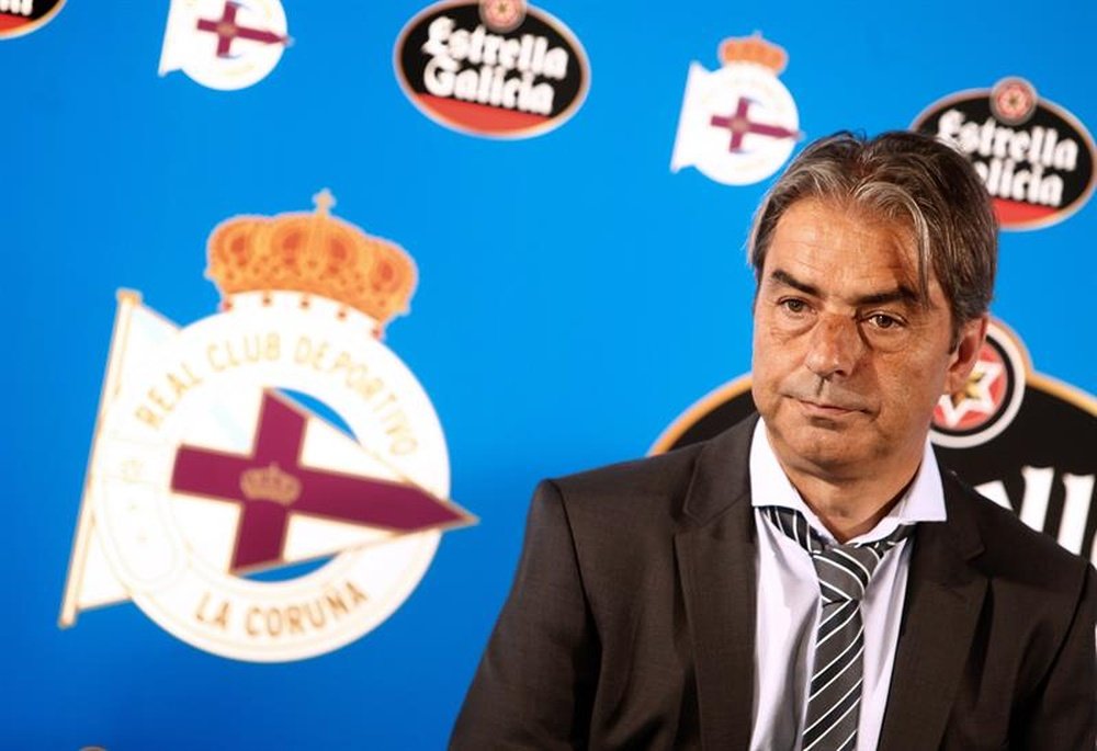 El técnico del Deportivo no desmiente los rumores. EFE/Archivo