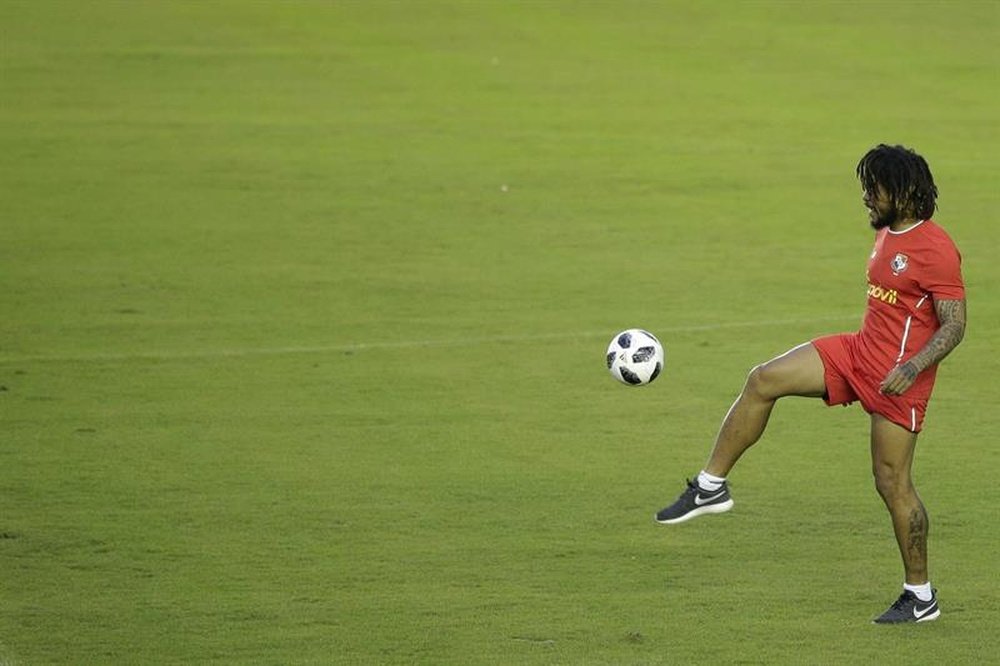Torres perdió la titularidad al acudir al Mundial. EFE/Archivo