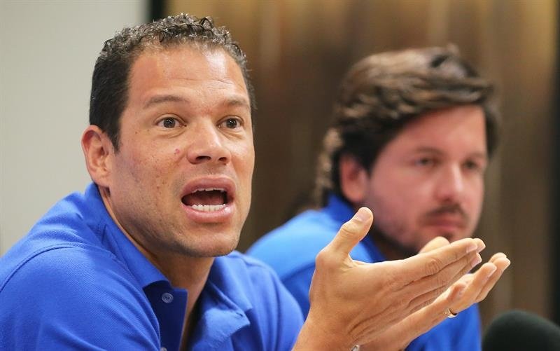 Millonarios afronta este miércoles la fase previa de la Copa Sudamericana con la ilusión de conseguir su primer gran título intercontinental. Precisamente sobre ello habló Óscar Córdoba, que dejó un recado a los 'embajadores'