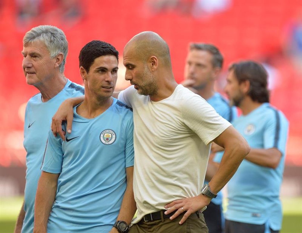 Guardiola and Arteta have a close relationship. EFE/Archivo