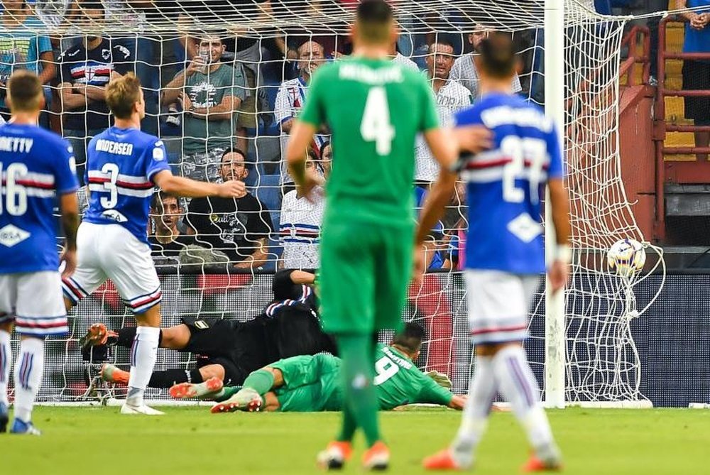 Caprari dejó en tablas un partido que se le complicó a la Sampdoria con el gol de Simeone. EPA
