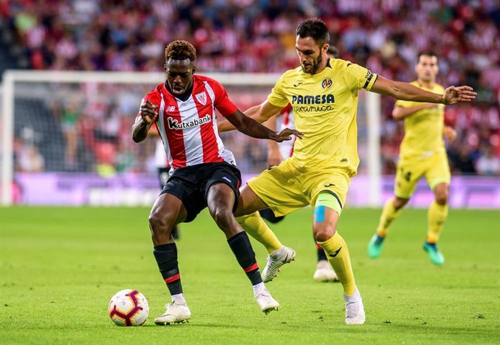 Víctor Ruiz irrumpe en la agenda del Betis. EFE