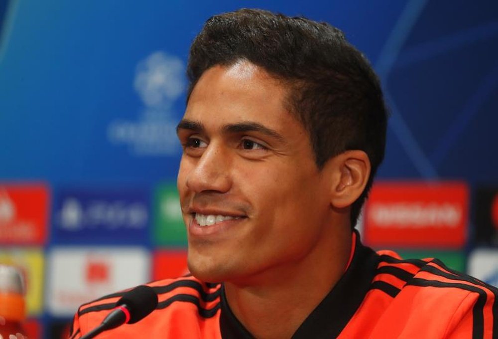 Raphaël Varane habló del verano y del próximo PSG-Real Madrid. EFE