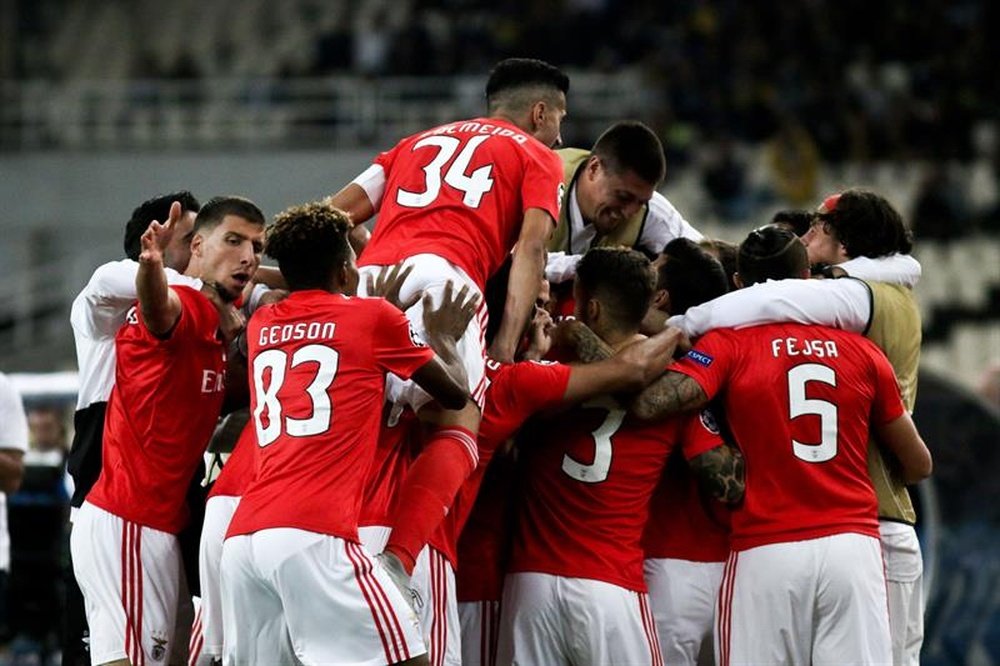 El Benfica ha jugado con 10 todo el segundo tiempo. EFE