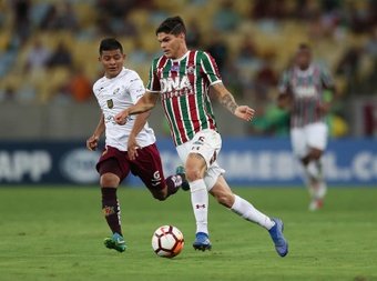 Flamengo acerta a contratação de Ayrton Lucas. AFP