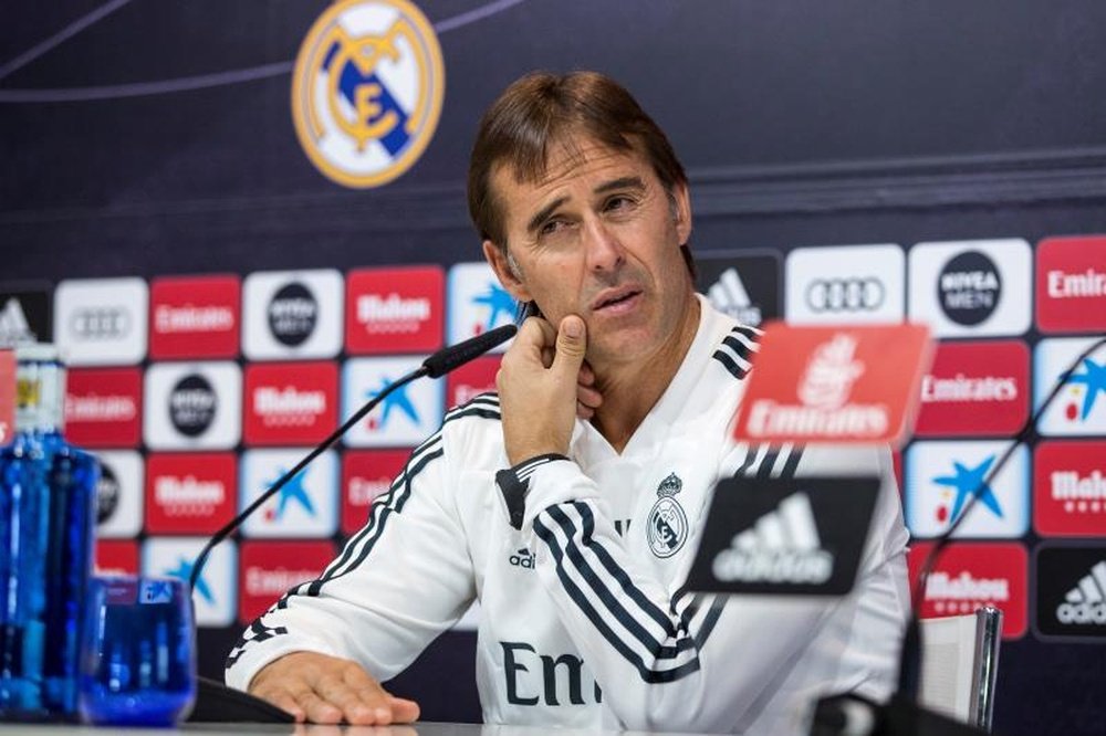 Lopetegui says he doesn't fear for his job. EFE
