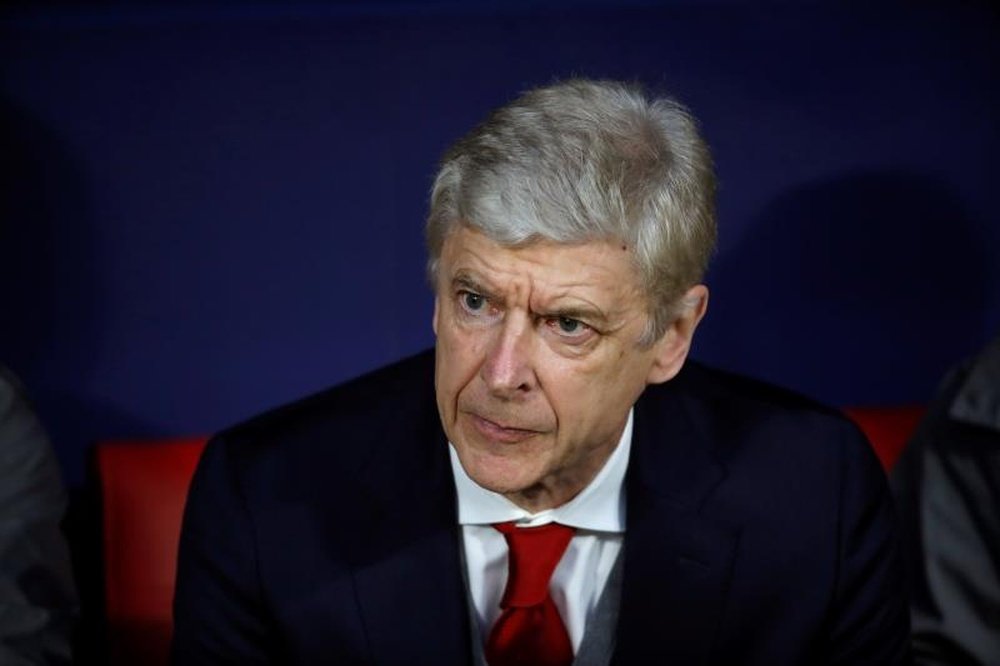 Wenger has denied receiving any approach from Real Madrid. EFE
