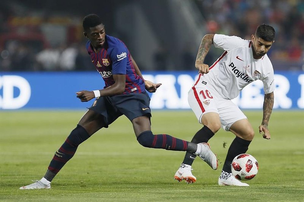 El Arsenal insiste en Banega. EFE