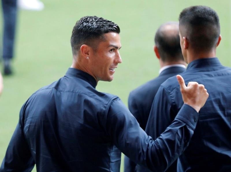 Cristiano Ronaldo has become the most popular person on Instagram. EFE