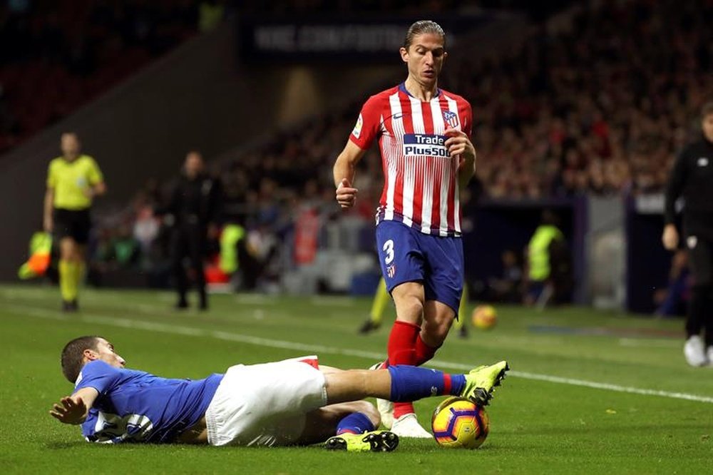 Filipe Luis dans l'orbite du Barça. EFE