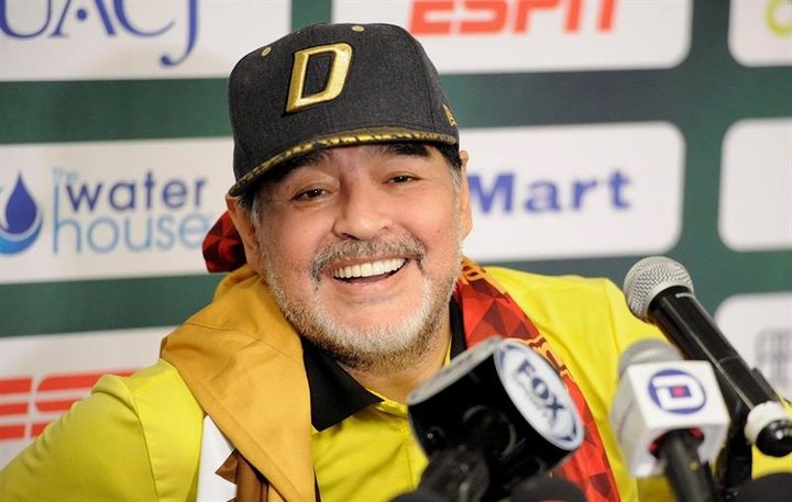 La sonrisa de Maradona sigue intacta