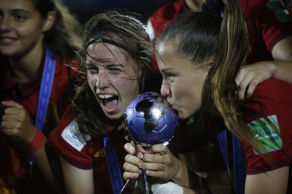 España consiguió su primer título mundial femenino. EFE