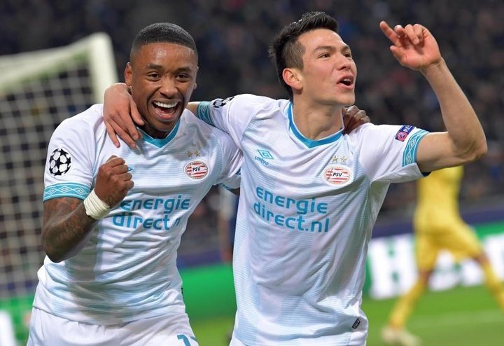 O 'Chucky' Lozano resgata o PSV na luta pelo Holandês