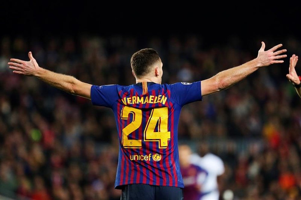 Vermaelen, injured again, left out of Barca squad. EFE