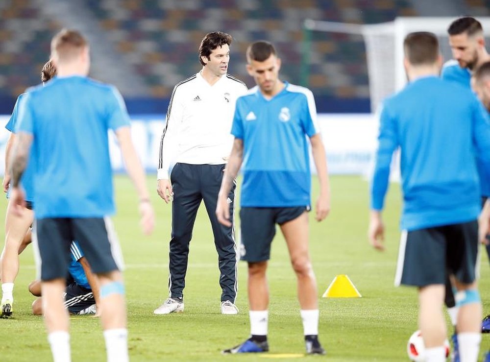 Santiago Solari is looking to guide Madrid to a third consecutive crown. EFE