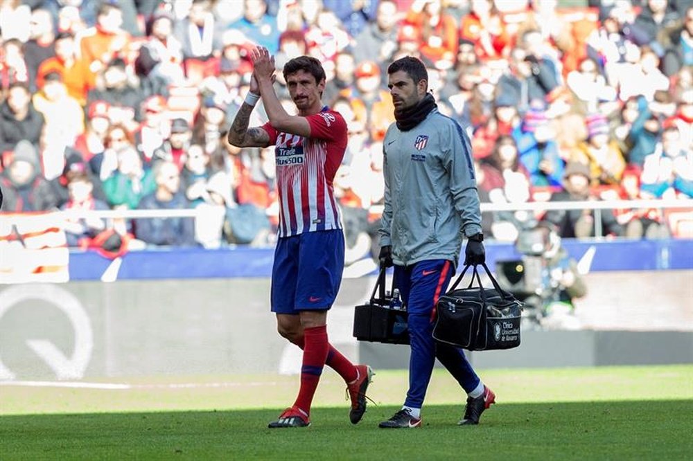 Simeone is hoping Savic does not pick up a knock with Montenegro. EFE