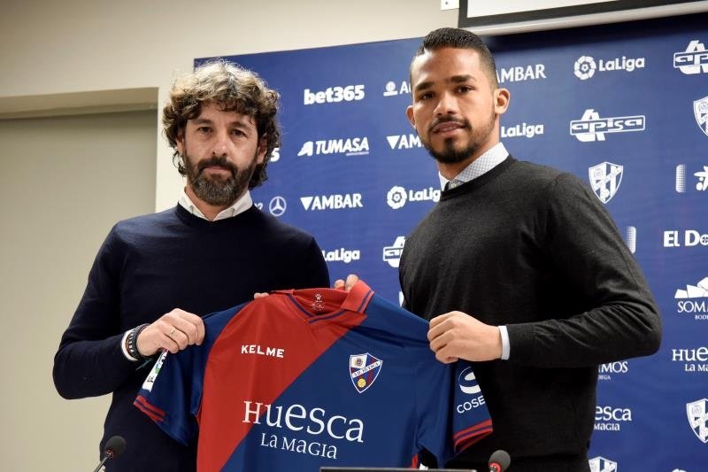 Herrera podría debutar con el Huesca. EFE