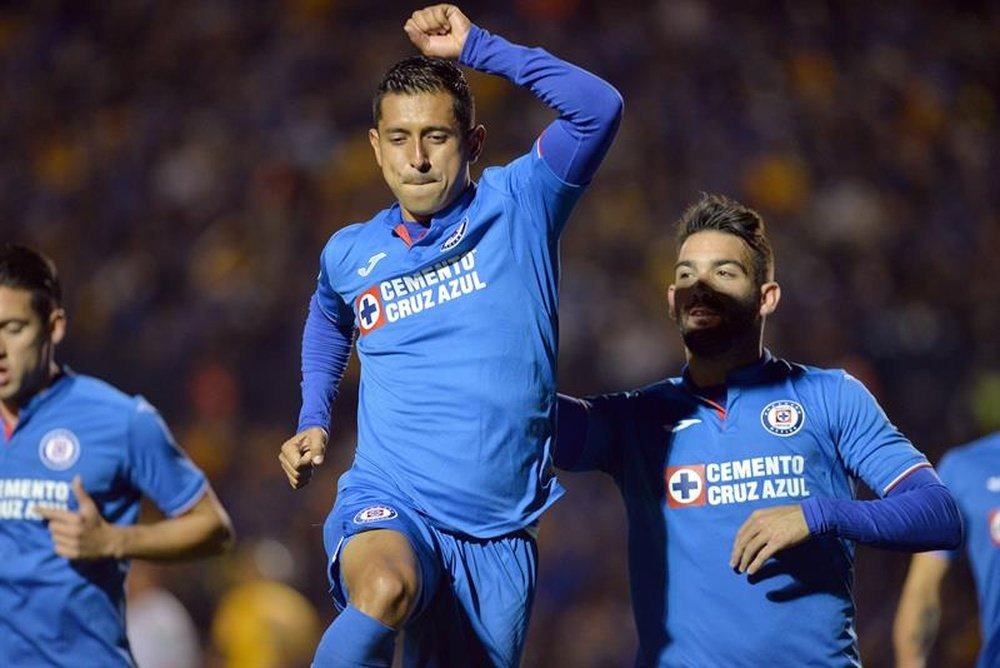 Cruz Azul se cita con Tigres en la final. EFE