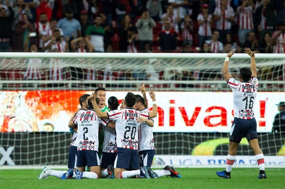 Desaparece el filial de Chivas en la Liga Premier. EFE