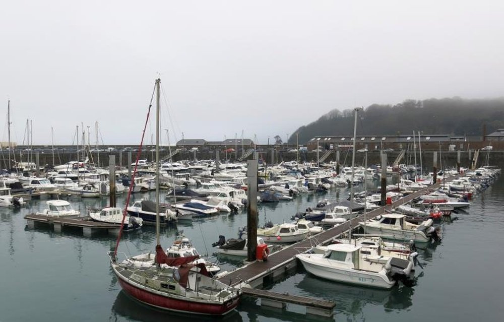 La isla de Guernsey disfrutaba de un apacible anonimato hasta el fatal accidente. EFE