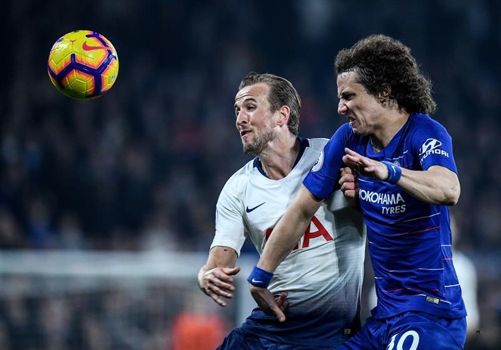 Chelsea veut prolonger David Luiz. EFE