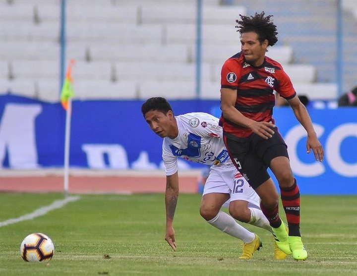 Willian Arão volta ao time e João Gomes recebe elogios no Flamengo
