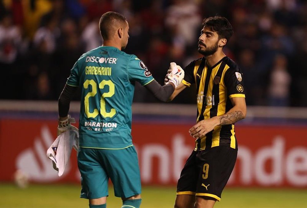 Liga de Quito se impuso con solvencia a Peñarol. Twitter/LDU_Oficial