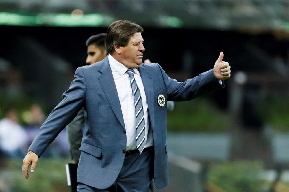 Miguel Herrera fue contundente con los rumores. EFE