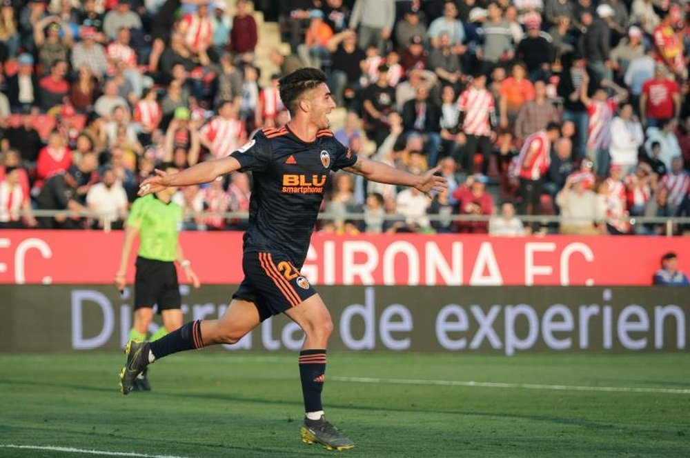 Ferran Torres acumula ya 74 encuentros oficiales con el Valencia. EFE