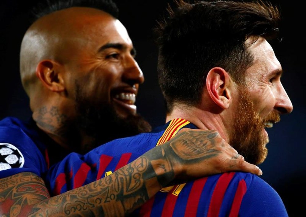 Valverde confident with Vidal against Liverpool without Firmino. EFE