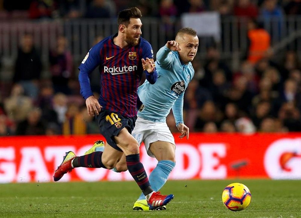 Lobotka ne signera pas à West Ham. EFE