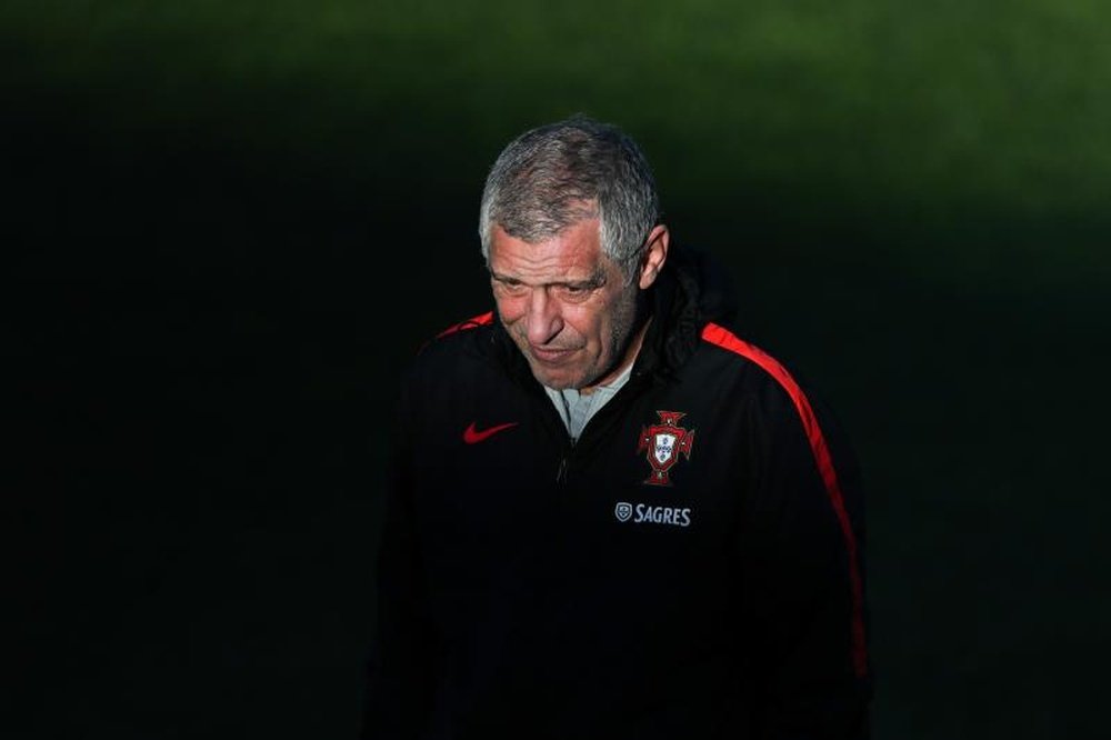 Treinador da Seleção de Portugal se irrita com pergunta de jornalista. EFE