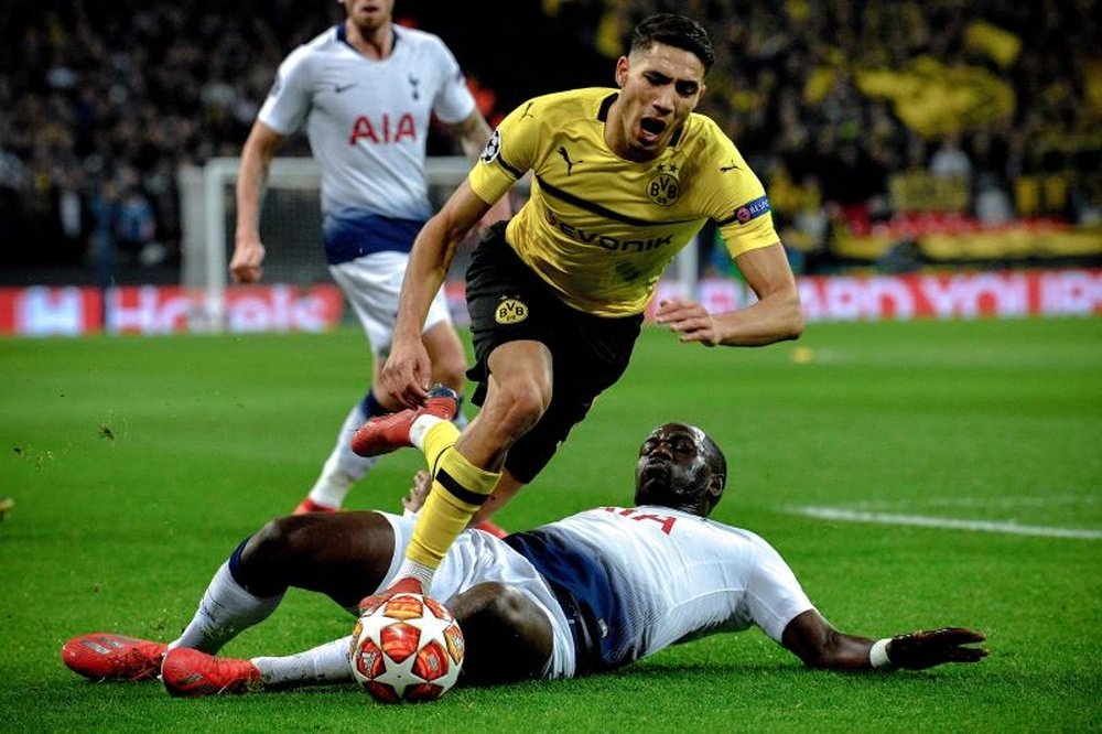 Achraf assure que Dortmund luttera pour tout. EFE