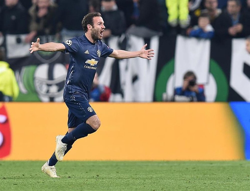 Juan Mata could well stay on at United. EFE/Archivo