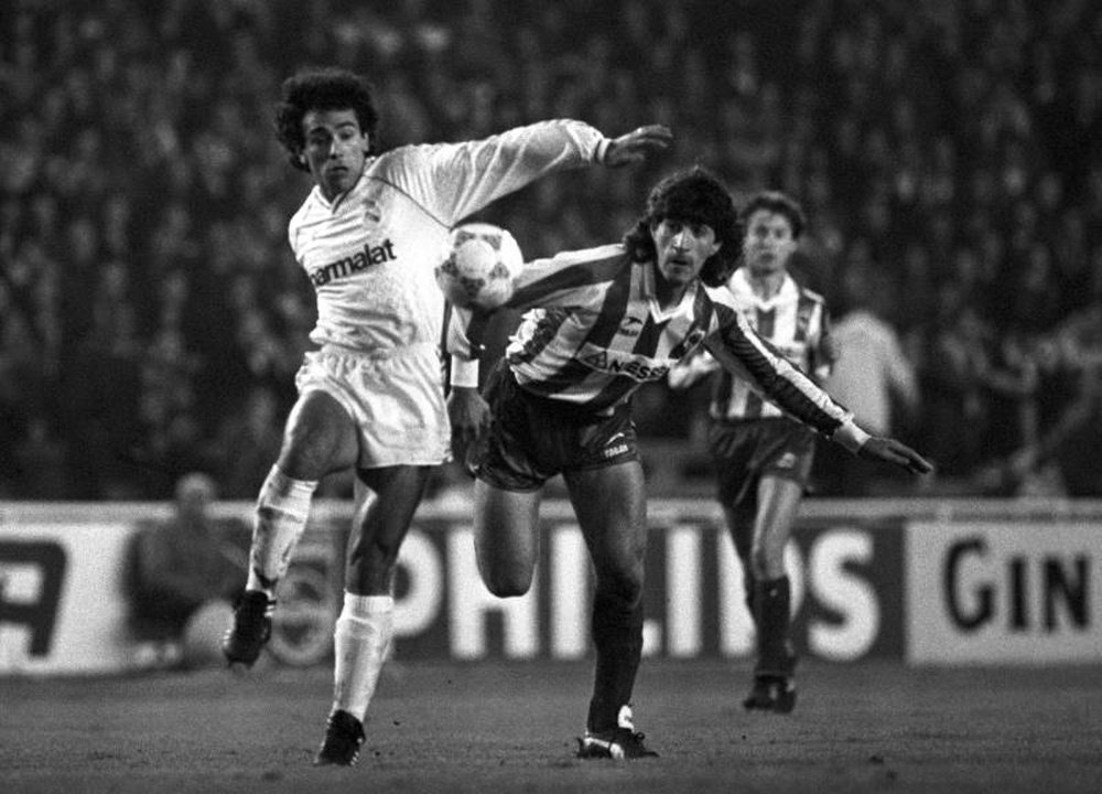Hugo Sánchez marcou 38 gols pelo Real Madrid no título da liga da temporada 1989/90. EFE/Arquivo