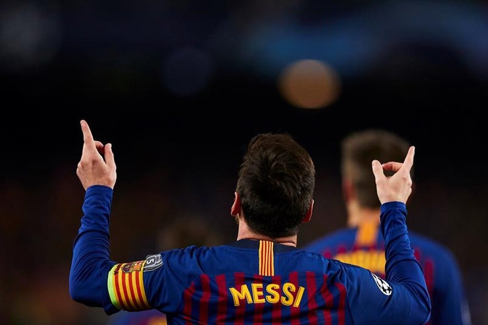 Um hat-trick frente à Real Sociedad pode levar Messi a assinar 600 golos pelo Barça. EFE