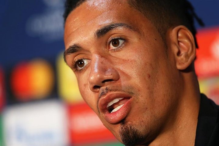 Smalling will not end season at Roma after United's refusal