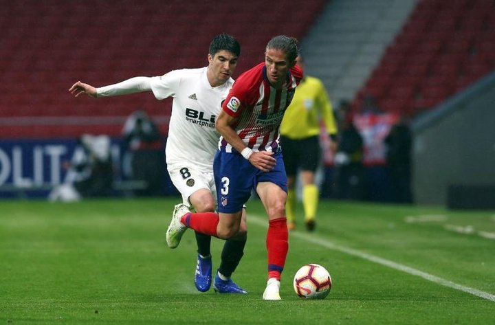 Filipe Luis is back on PSG's radar