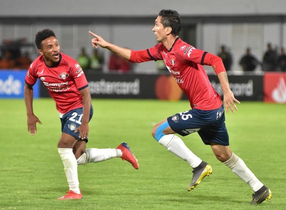 Wilstermann empató en el campo de Oriente Petrolero. EFE