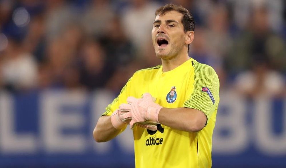 Iker Casillas a répondu aux questions de jeunes gardiens de but. EFE/Archive