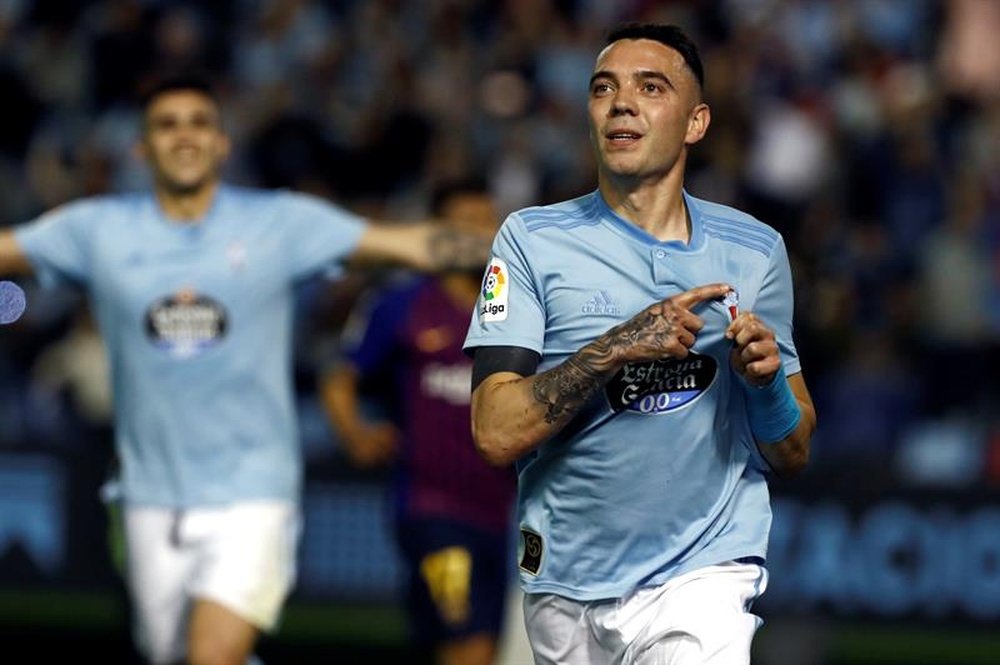 Iago Aspas will train with the B team to keep up his fitness. EFE