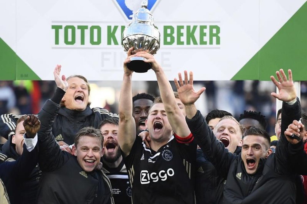 L'Ajax fait un premier pas vers le triplé. EFE/EPA