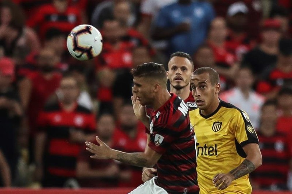 Flamengo passa de fase em jogo sem brilho. EFE/Archivo