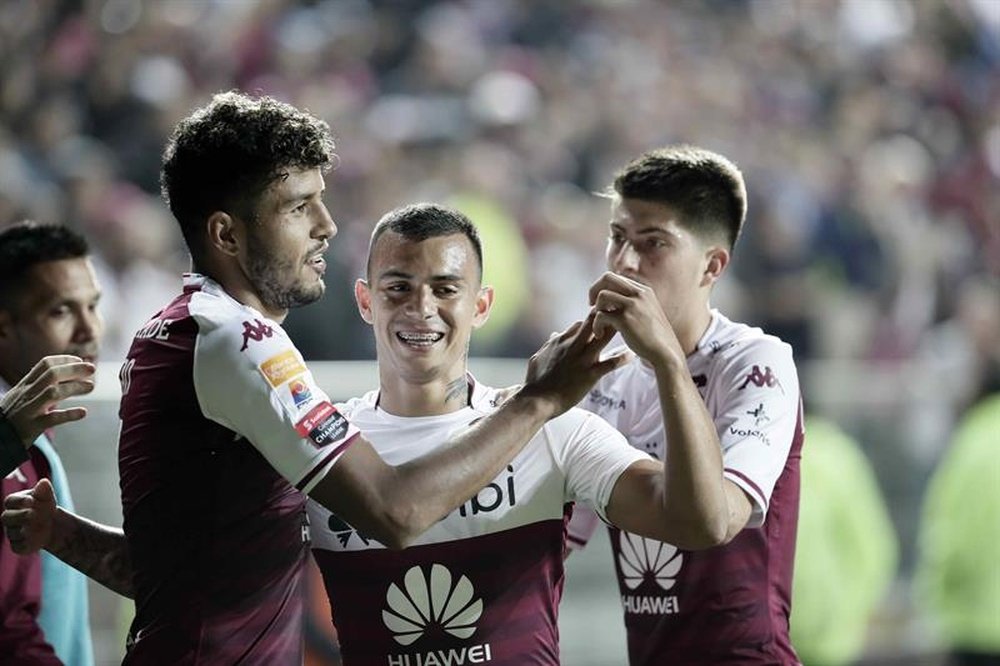 Saprissa no deja lugar a la improvisación. EFE