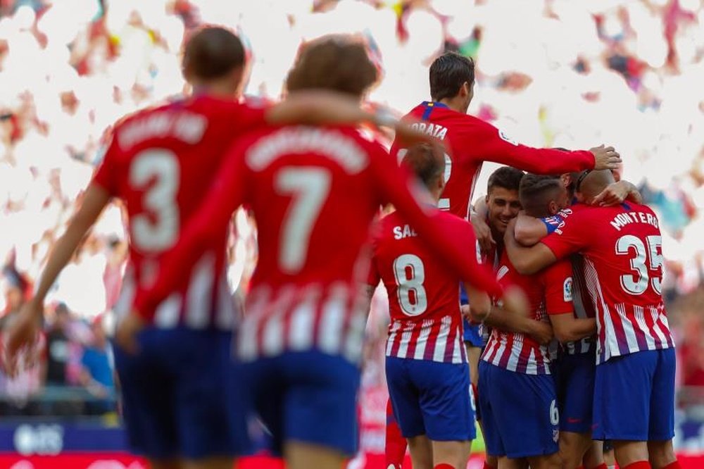 El Atlético se expande en España con un acuerdo con el Huracán canario. EFE