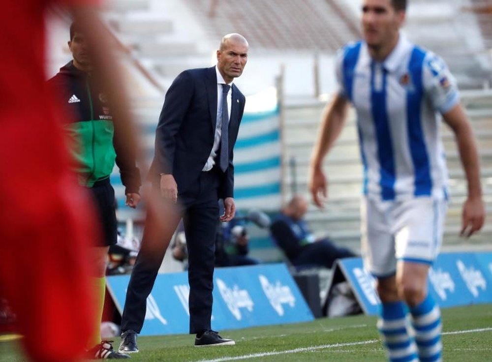 Zidane accedió volver a ponerse a los mandos de un Madrid a la deriva. EFE/Archivo